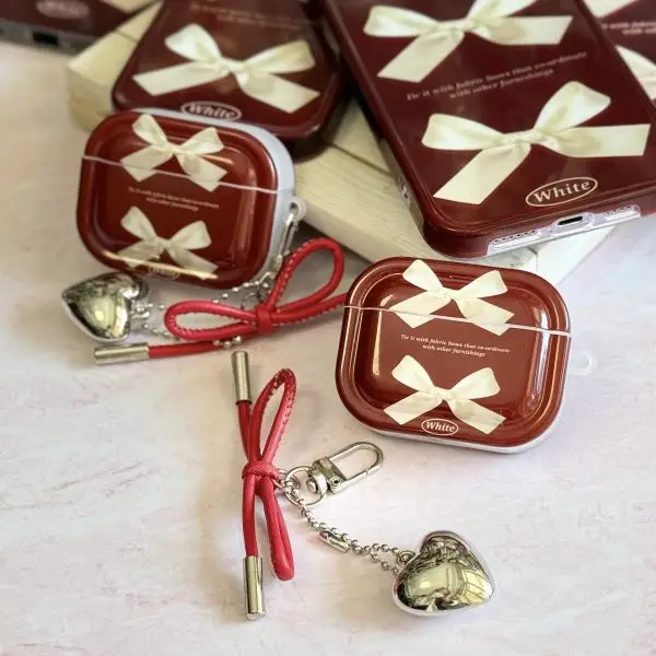 کیس ایرپاد چری white Bow